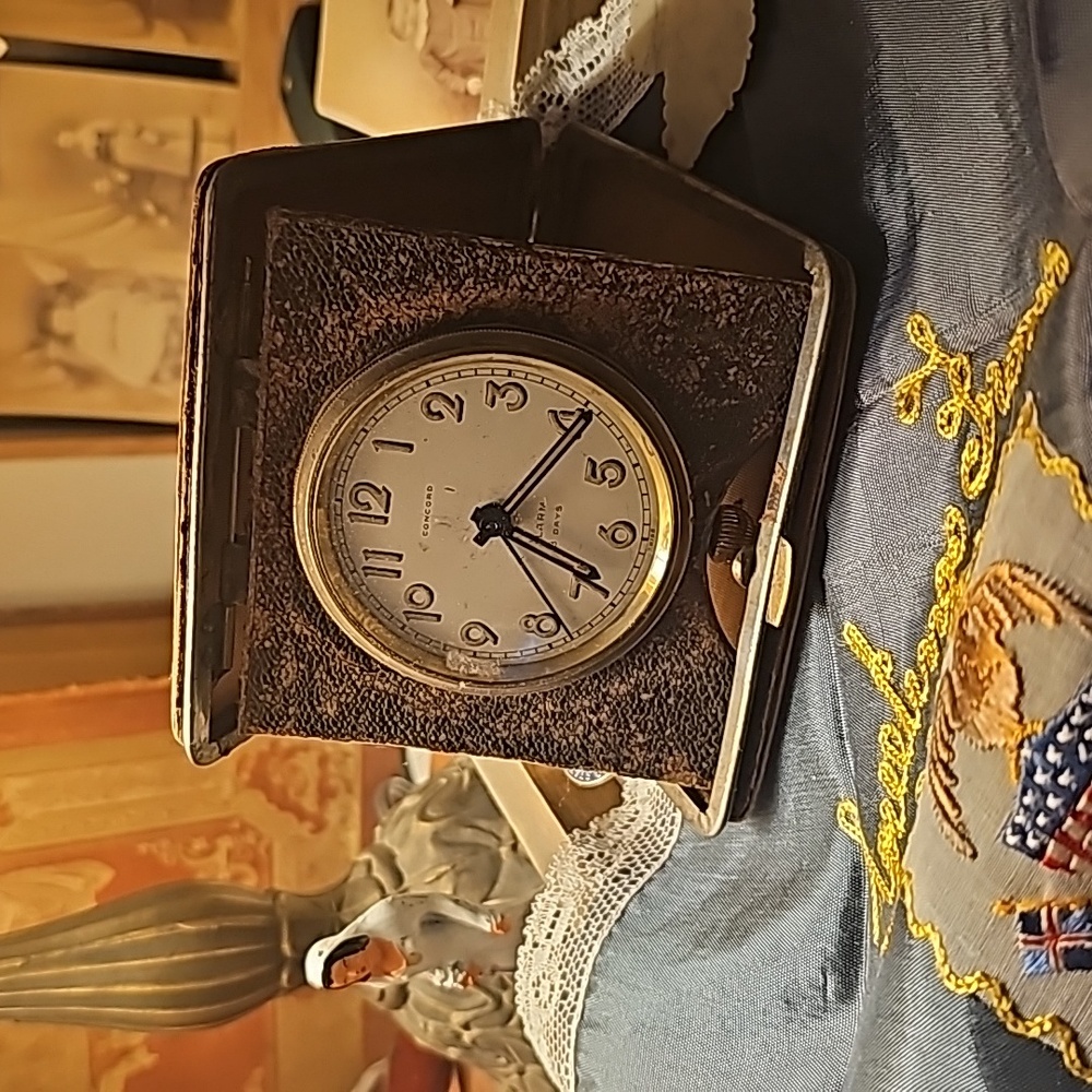 Radium Handed Clock